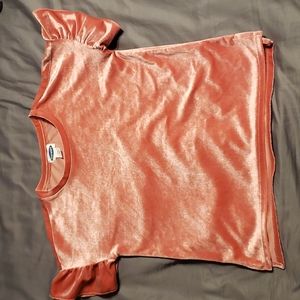 Girls Old Navy size medium (8) pink velvet ruffle sleeved short sleeve top